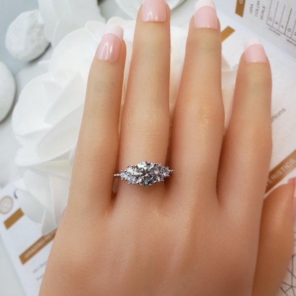 1.5 Carat Moissanite Ring in 925 Silver Band D-FL - Picture 6 of 6